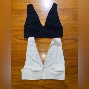 set of 2 crop top/bralettes